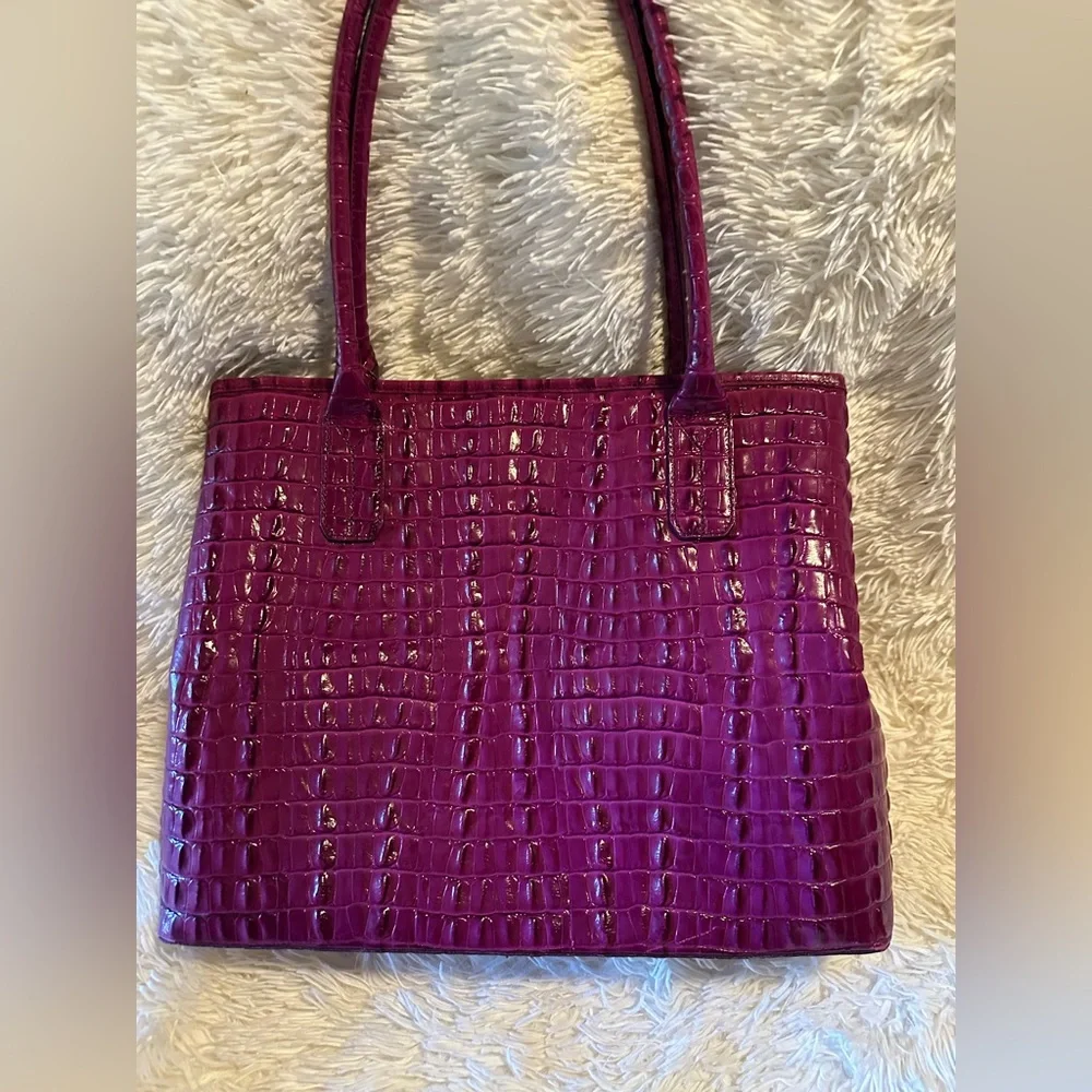 Brahmin pink crocodile expandable shoulder bag tote - Picture 3 of 12